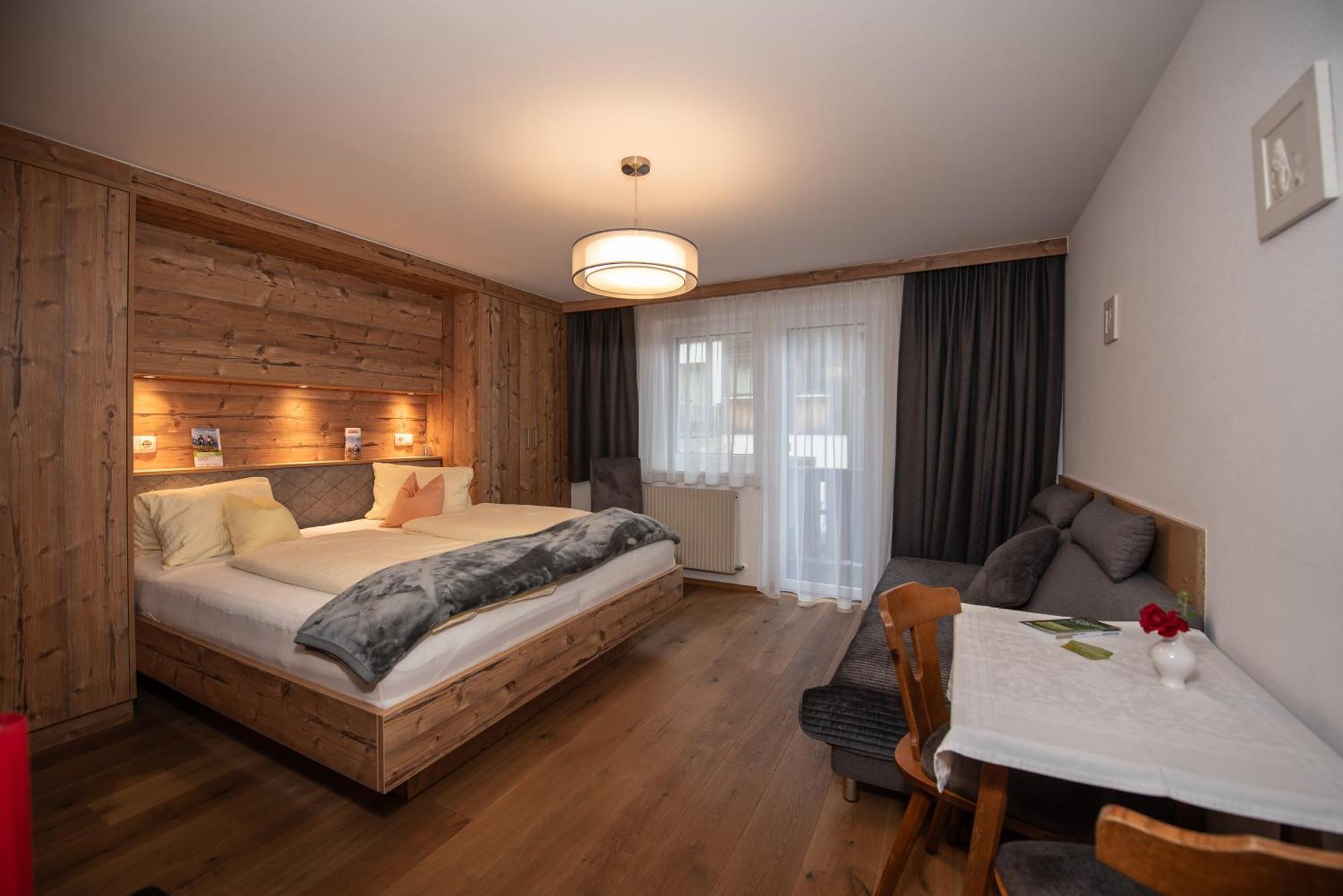 Haus Scharler, Talstation Hotel Neukirchen am Großvenediger Kültér fotó