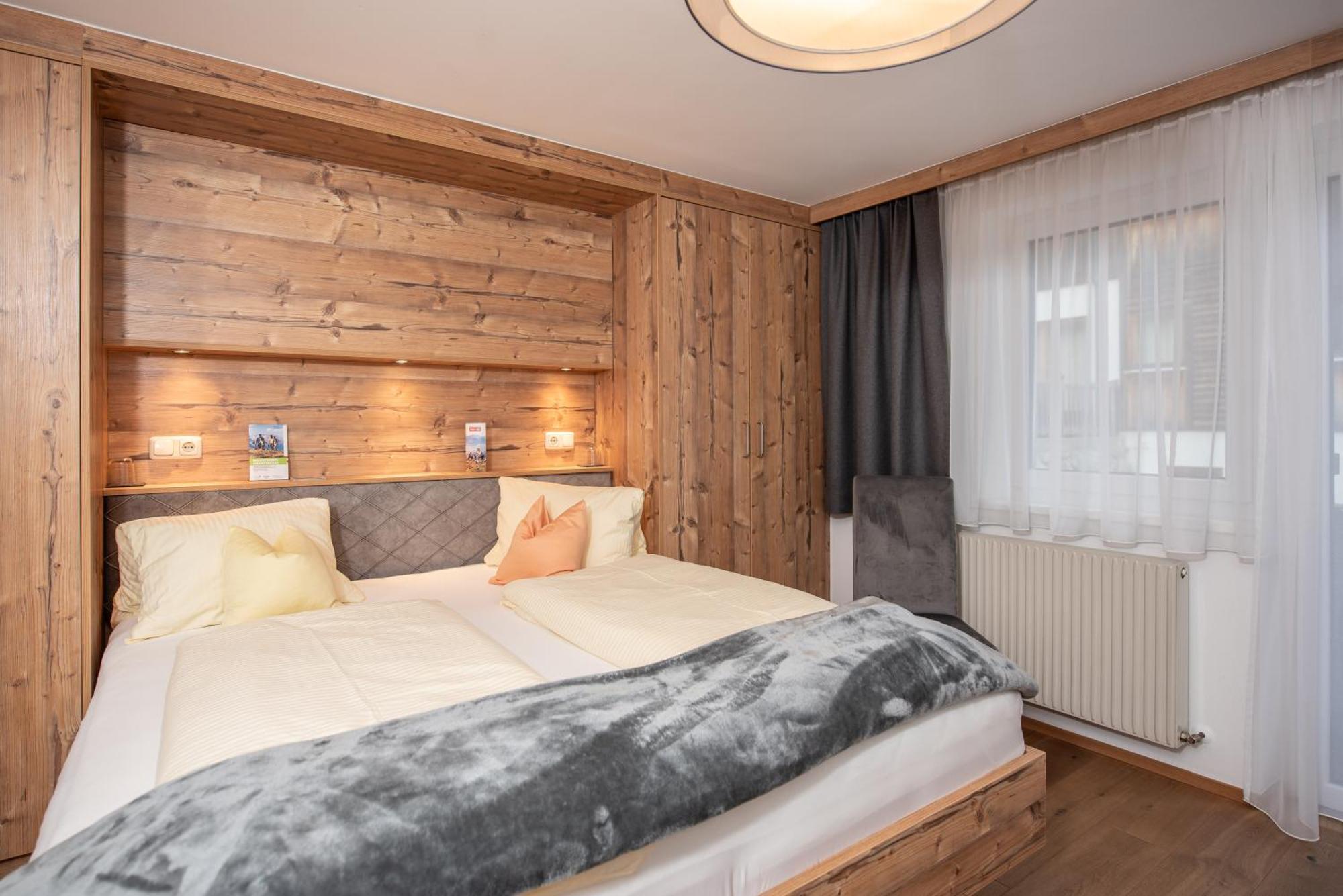 Haus Scharler, Talstation Hotel Neukirchen am Großvenediger Kültér fotó